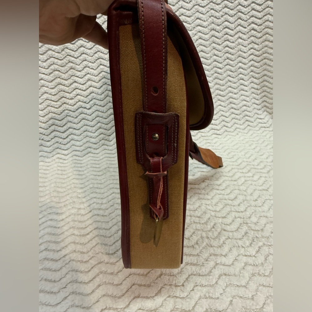 VTG Dooney And Bourke Equestrian Beige Canvas Red Leather Green Label Briefcase - Picture 10 of 16